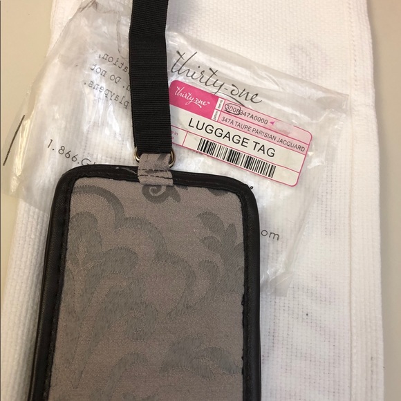 🦋4/$20 Thirty One Luggage Tag Taupe Parisian NIP - Picture 2 of 3